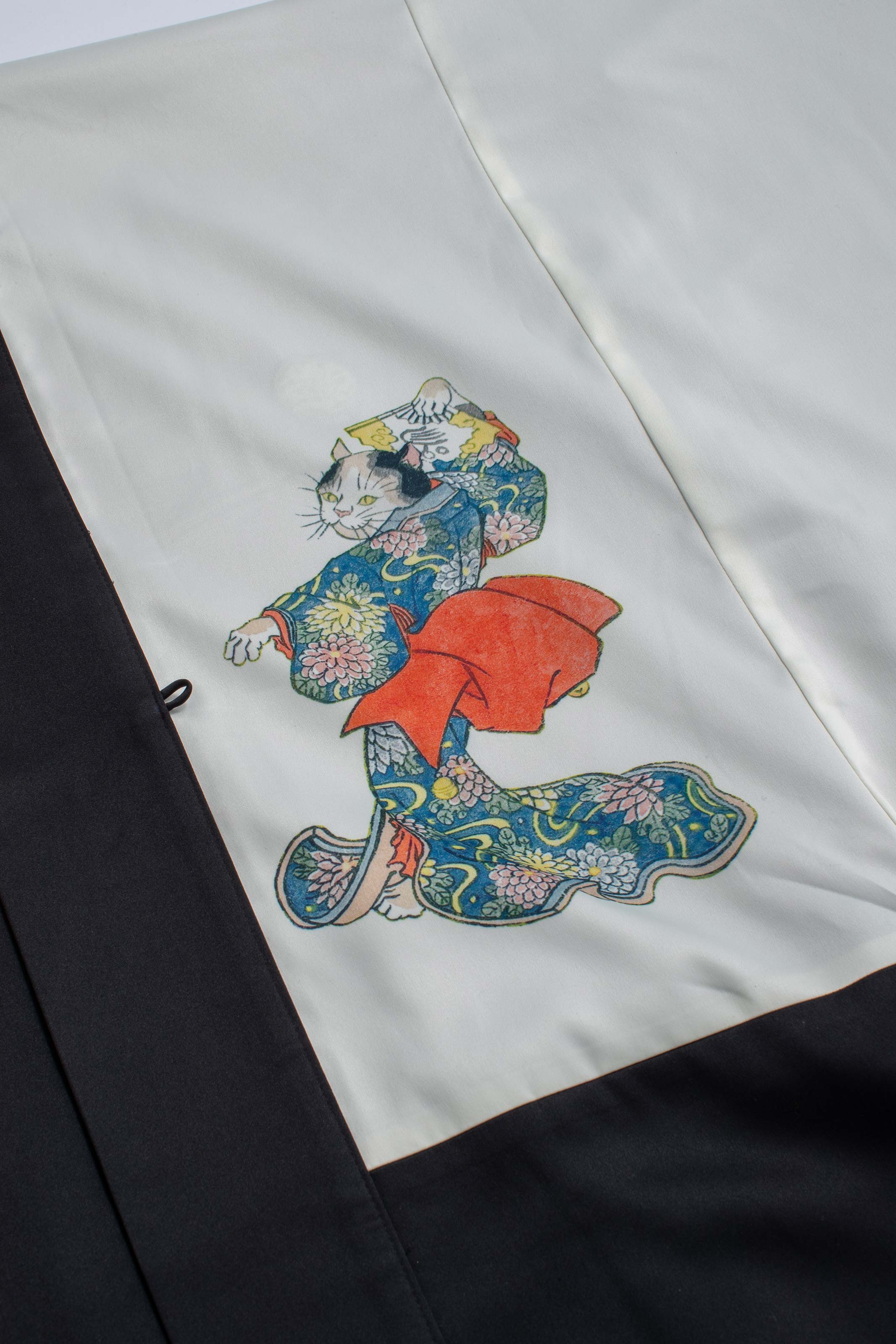 KUROMONTSUKI HAORI - Neko, Odoru
