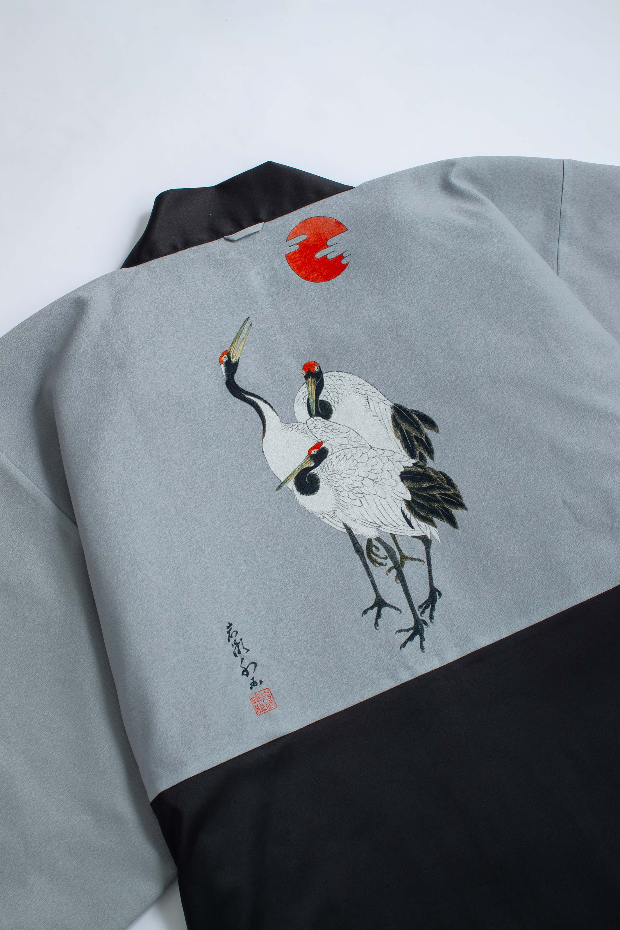 KUROMONTSUKI HAORI - Tsuru, Tsuki