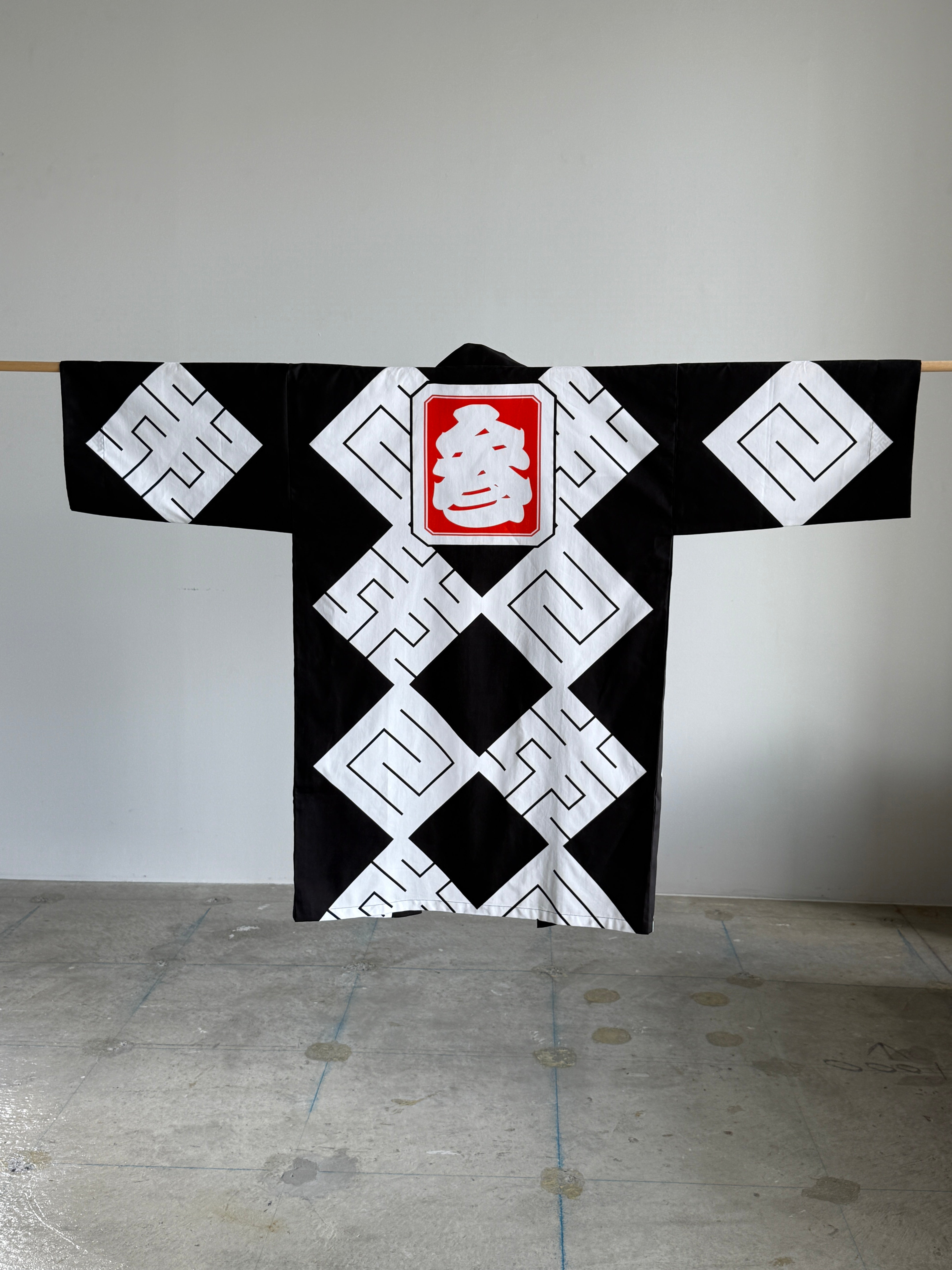 MILE -JAPAN- SHIRUSHI-ZOME HANTEN JACKET / KURO / 参 -日本- 印染半纏