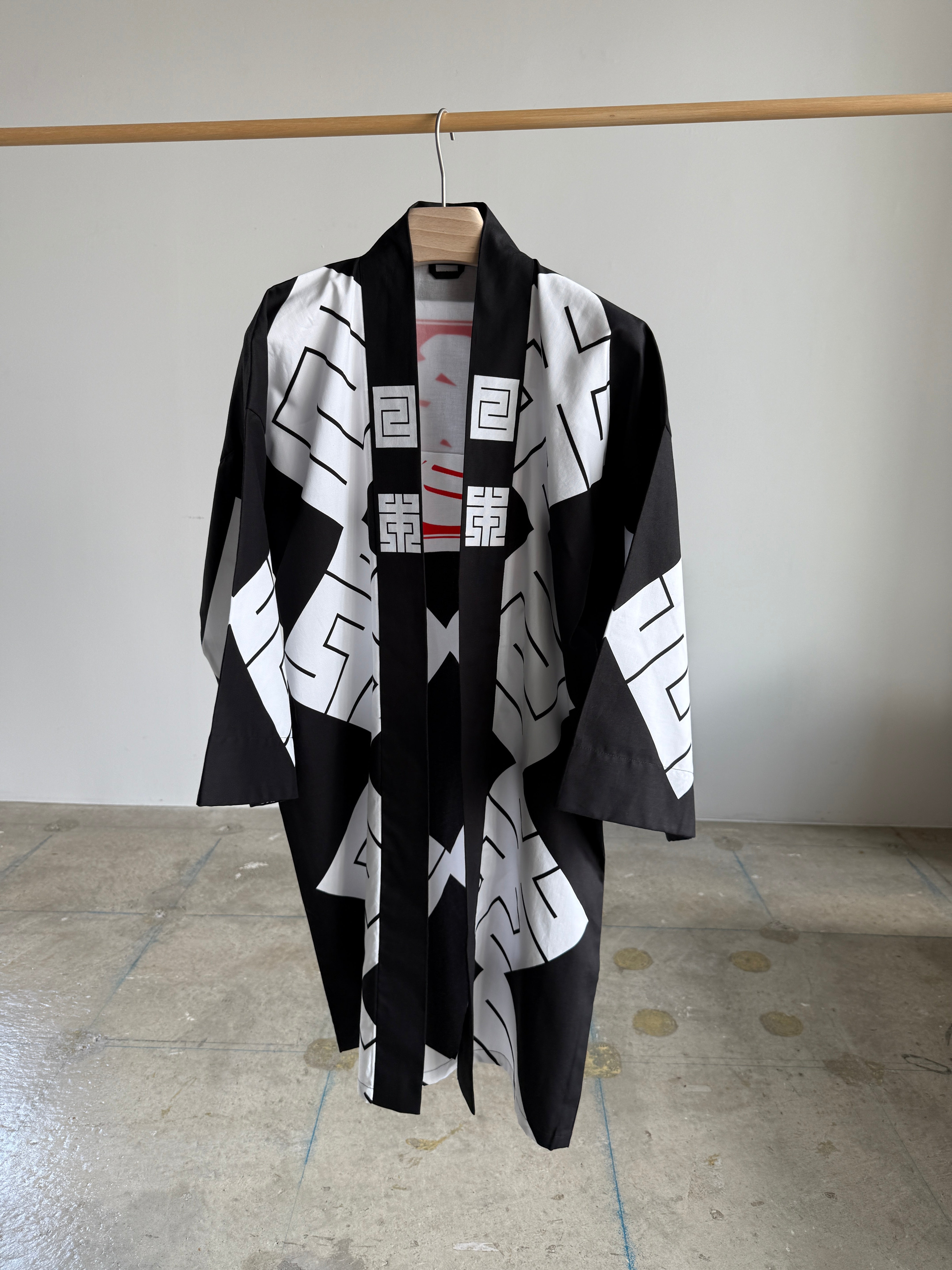 MILE -JAPAN- SHIRUSHI-ZOME HANTEN JACKET / KURO / 参 -日本- 印染半纏