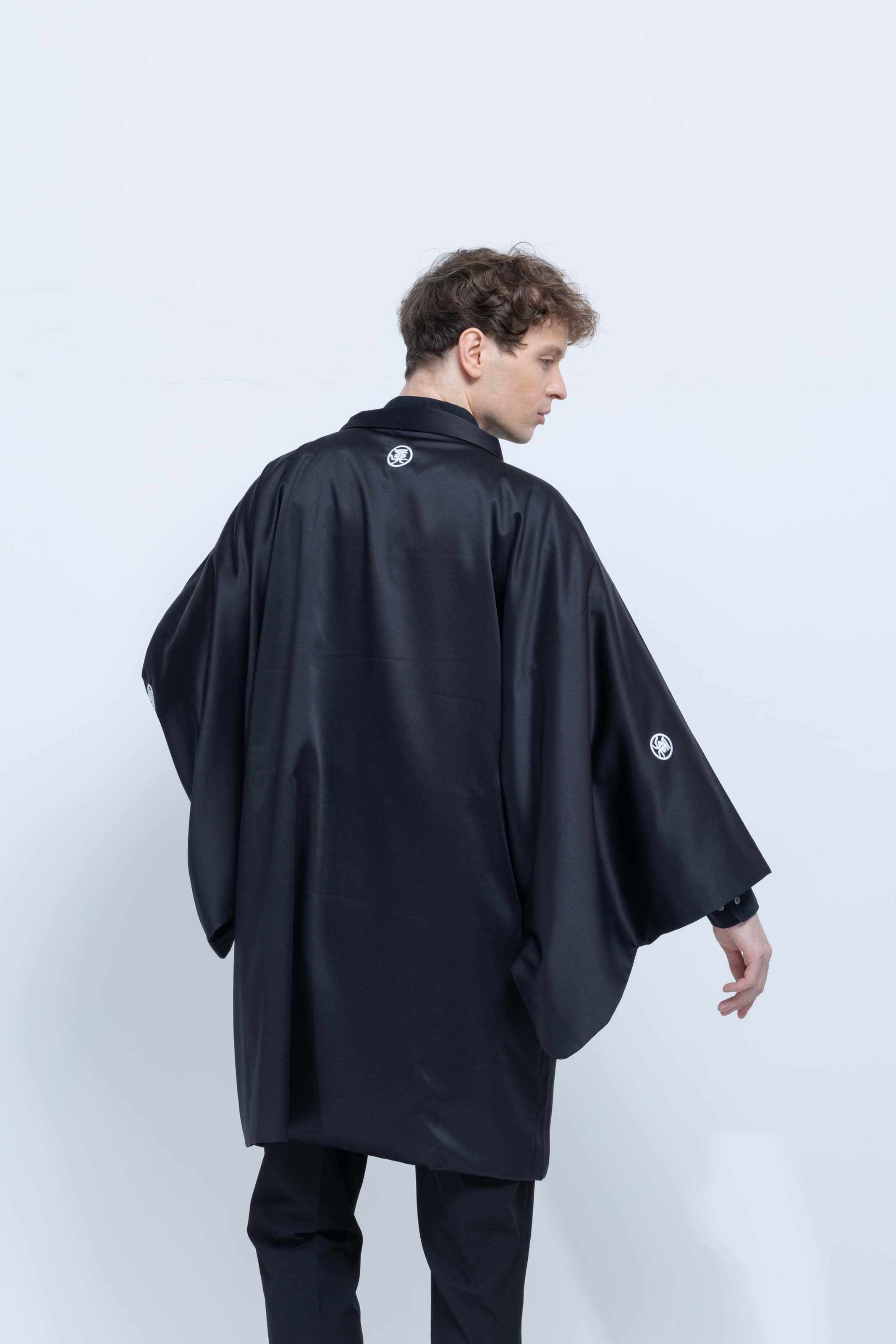 KUROMONTSUKI HAORI - Ryugu