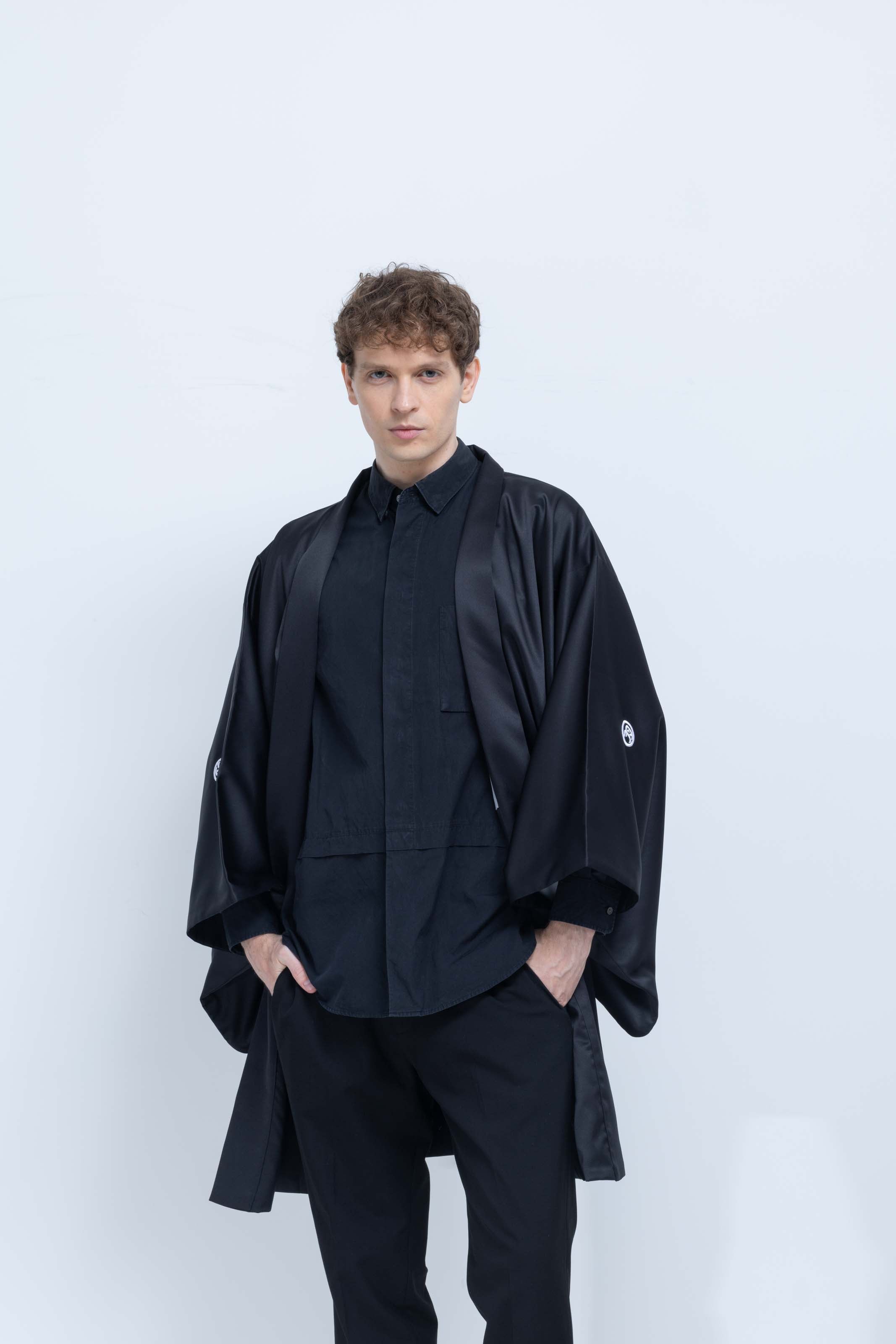 KUROMONTSUKI HAORI - Tsuru, Tsuki