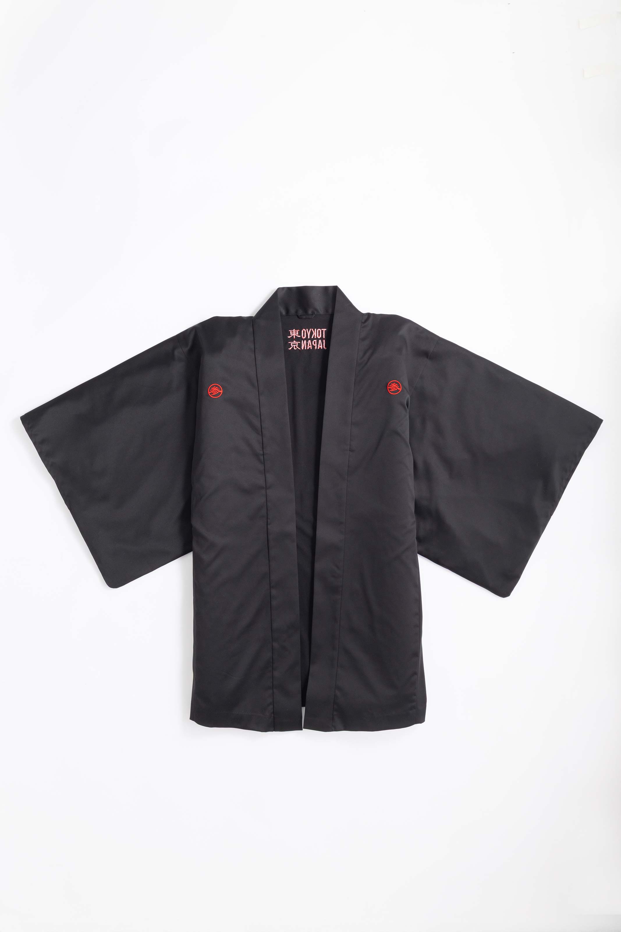 KUROMONTSUKI HAORI – Three-Dimensional Crest Embroidery, TOKYO