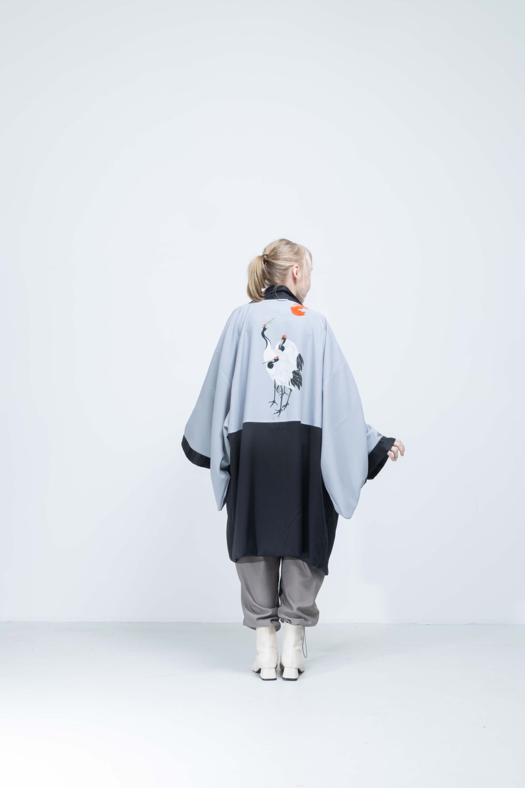 KUROMONTSUKI HAORI - Tsuru, Tsuki