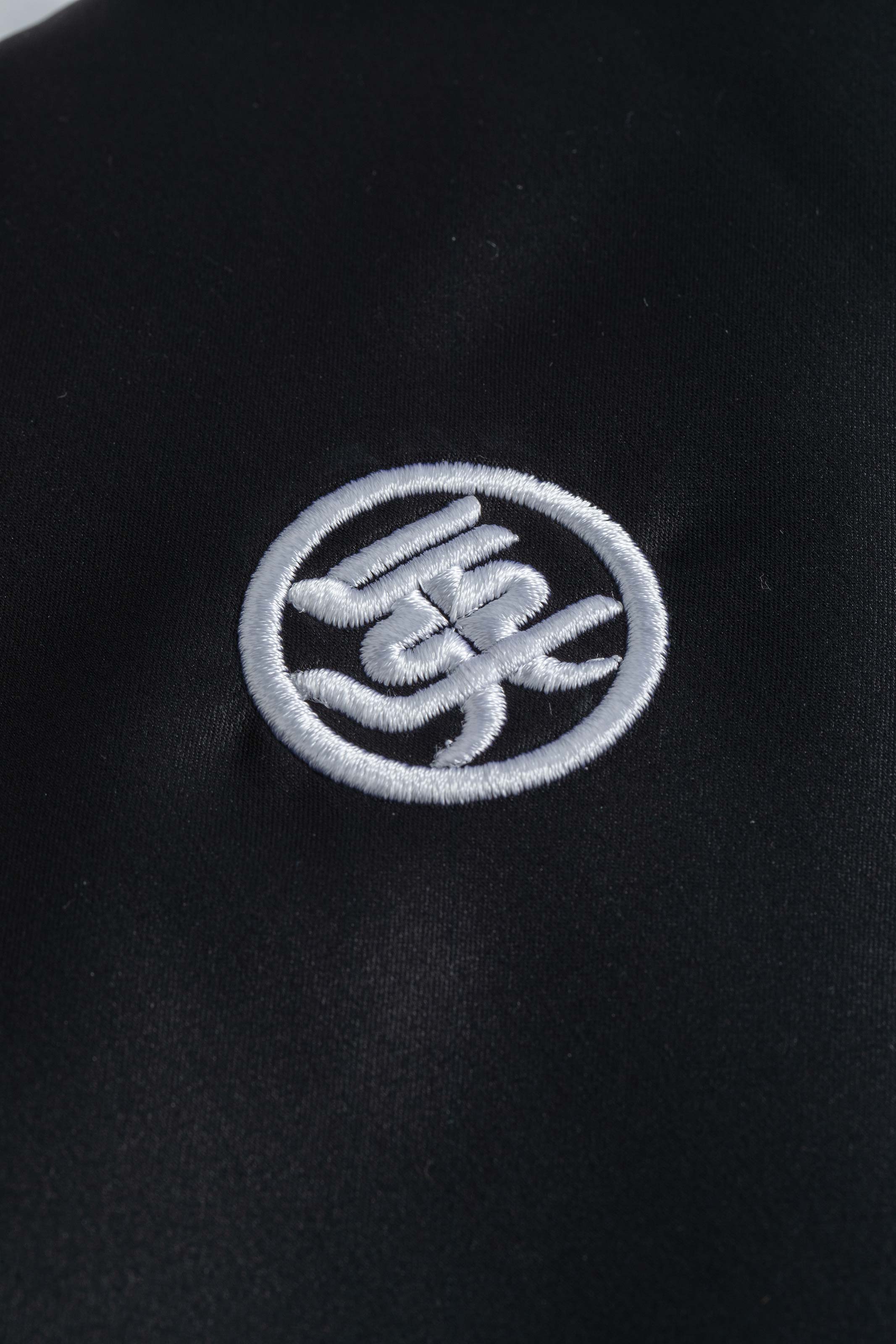 KUROMONTSUKI HAORI - Ryugu