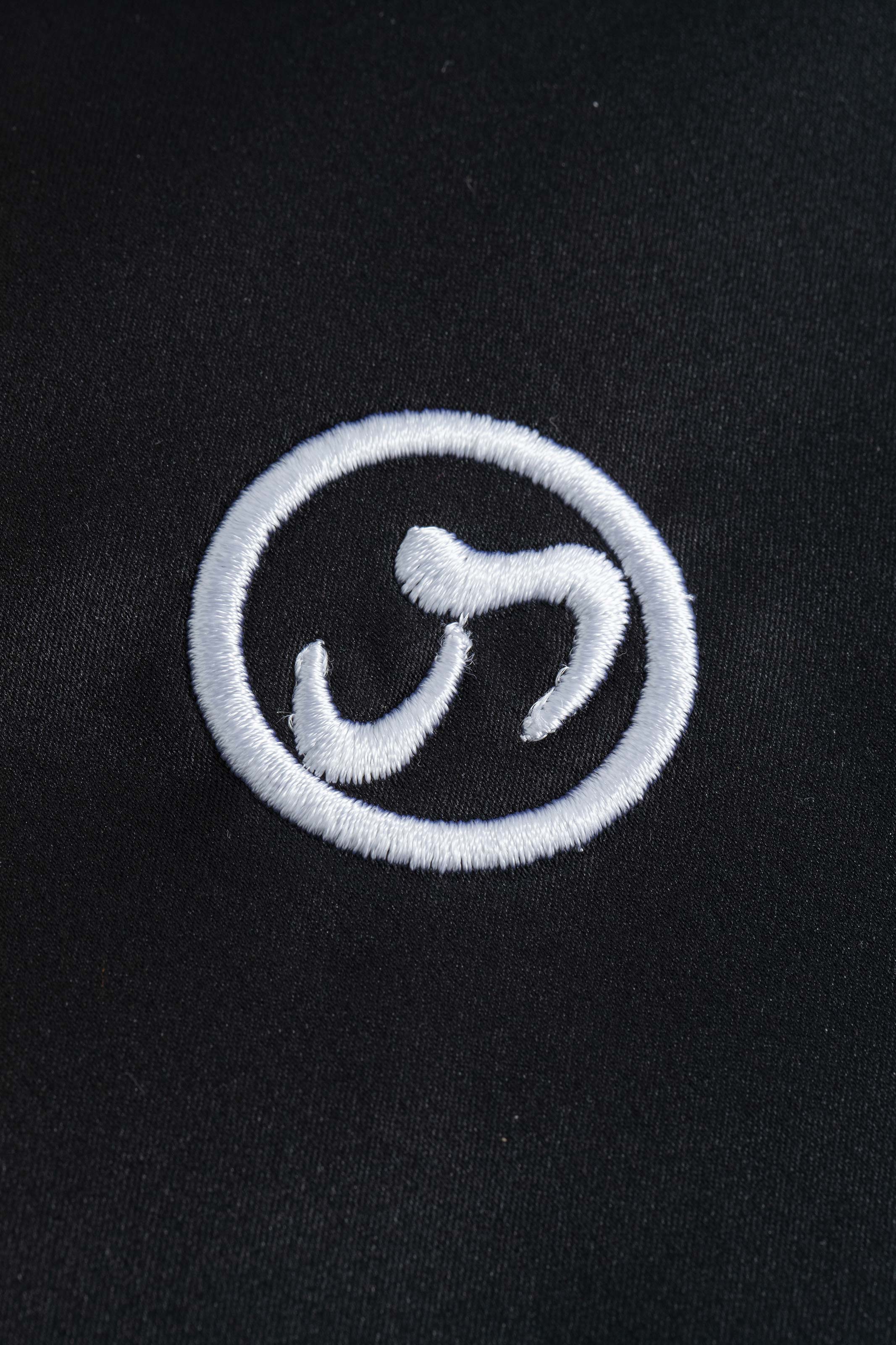 KUROMONTSUKI HAORI - Maiko, Fuji