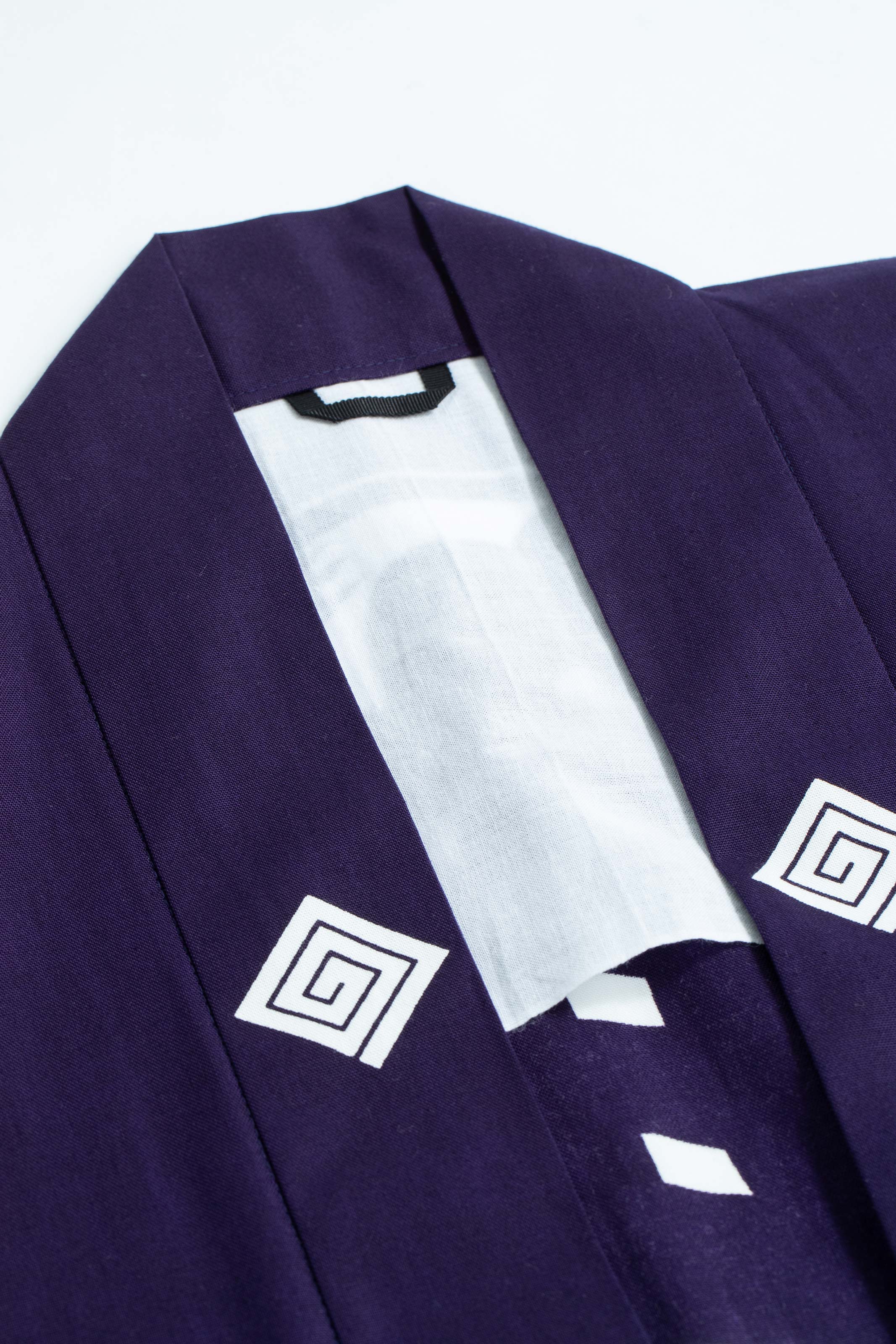 CAT -LIGHTNING SPEED- SHIRUSHI-ZOME HANTEN JACKET/ MURASAKI / 猫 -電光石火- 印染半纏