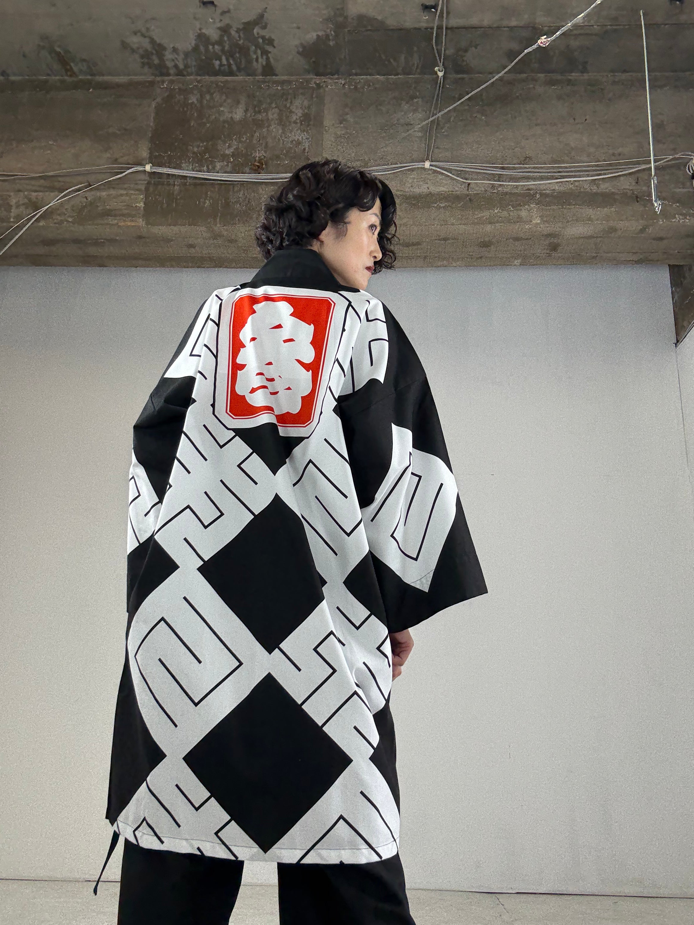 MILE -JAPAN- SHIRUSHI-ZOME HANTEN JACKET / KURO / 参 -日本- 印染半纏