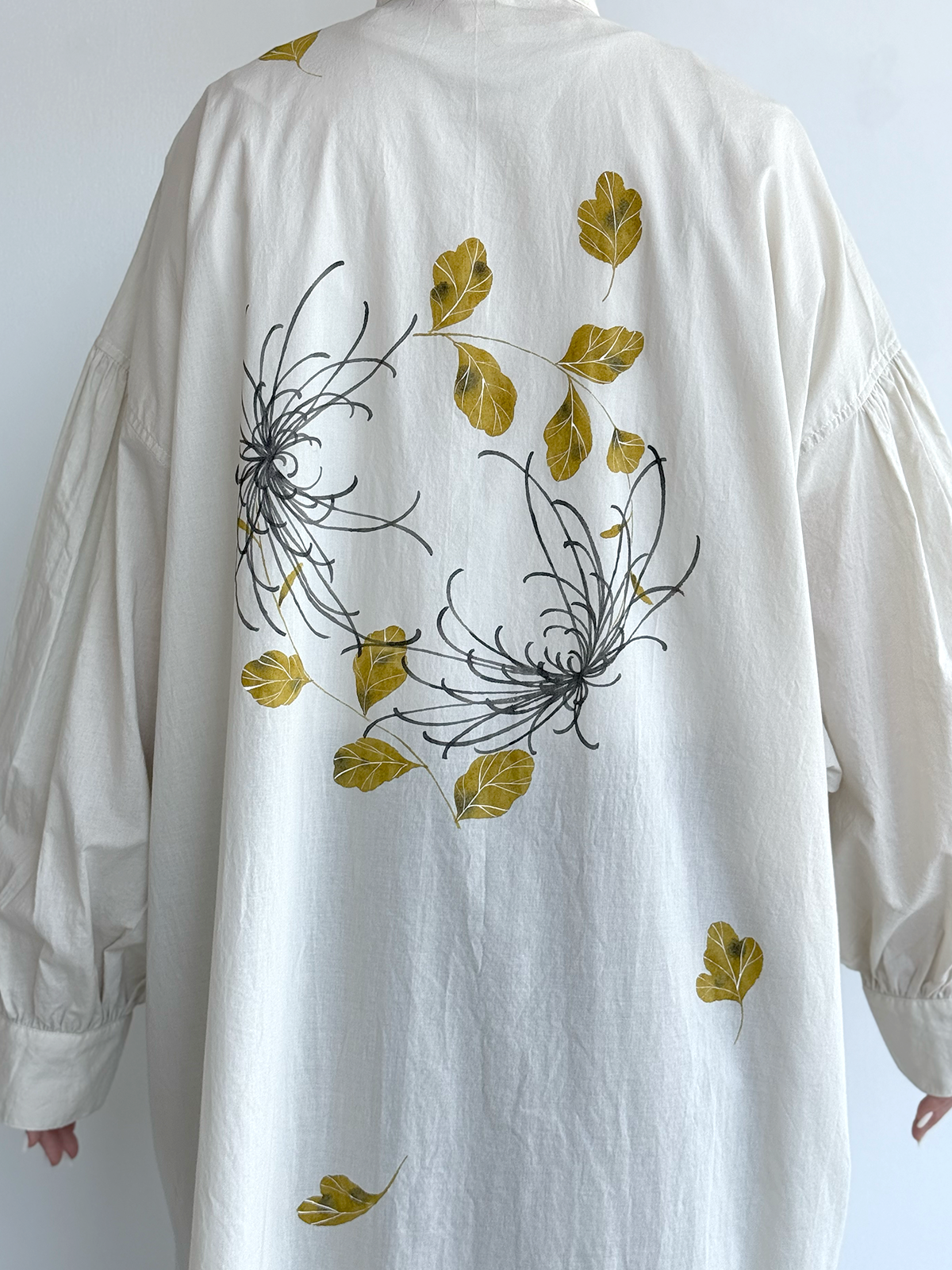 [SANKI ZAKKA SELECT] Volume sleeve blouse - Ecru - Rangiku