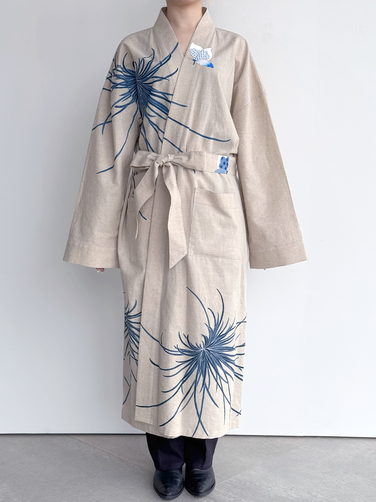[SANKI ZAKKA SELECT] Gown Jacket - Beige - Butterfly and Rangiku