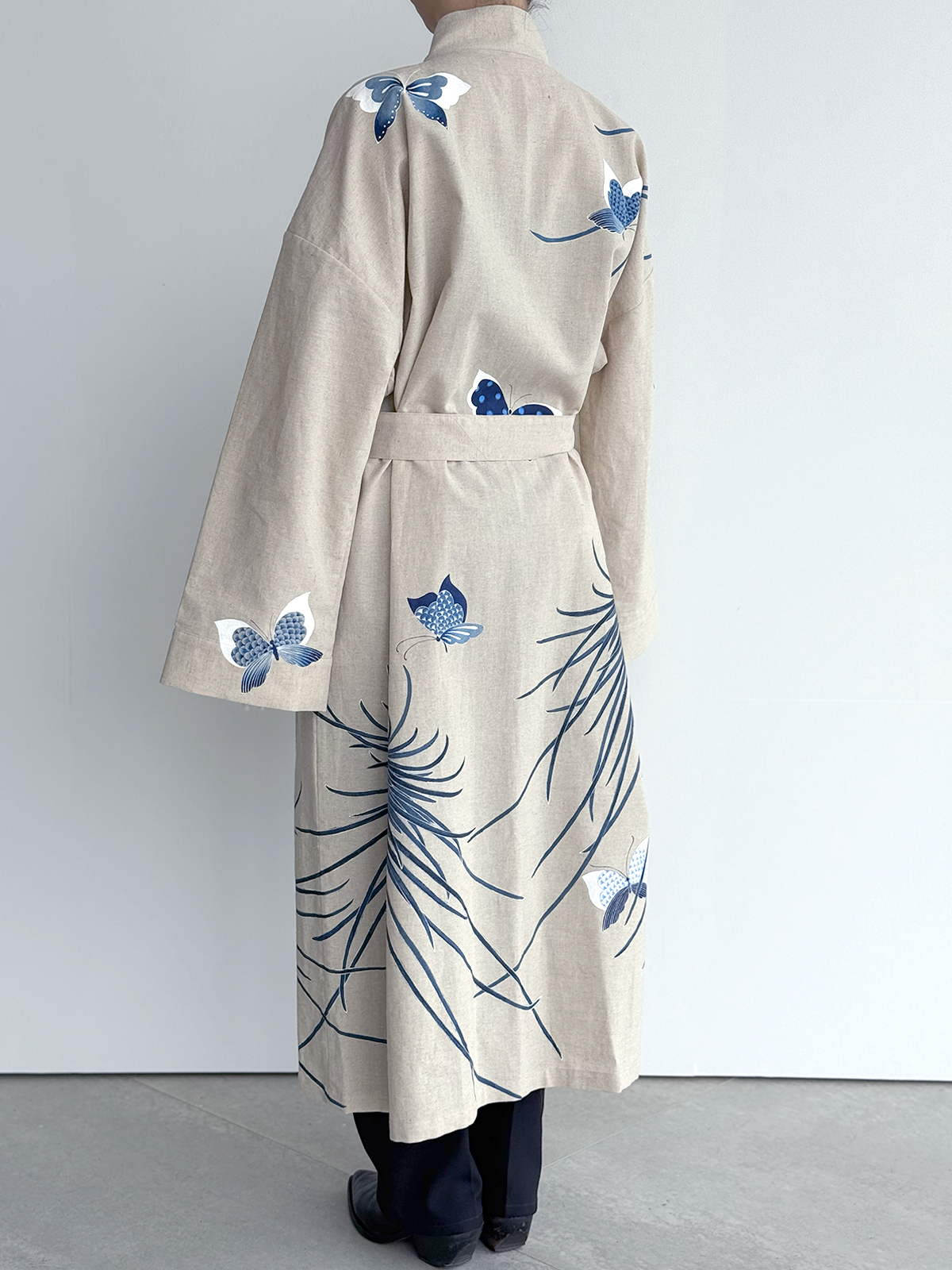 [SANKI ZAKKA SELECT] Gown Jacket - Beige - Butterfly and Rangiku