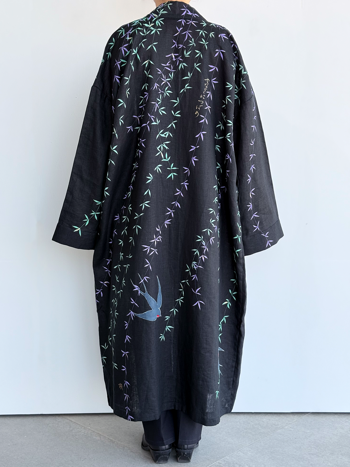 [SANKI ZAKKA SELECT] Gown Jacket - Black - Willow and Swallow