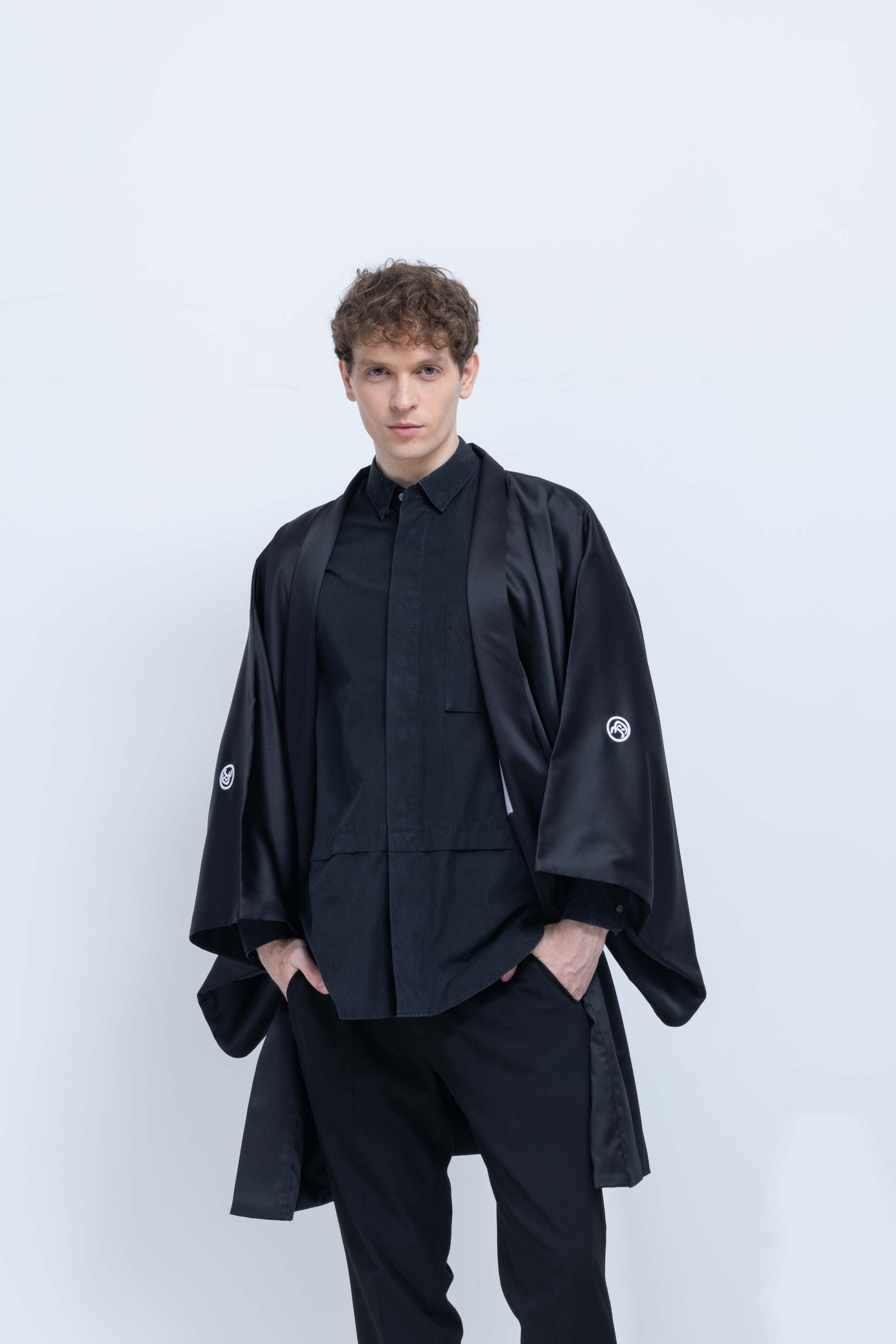 KUROMONTSUKI HAORI - Tsuru, Tsuki