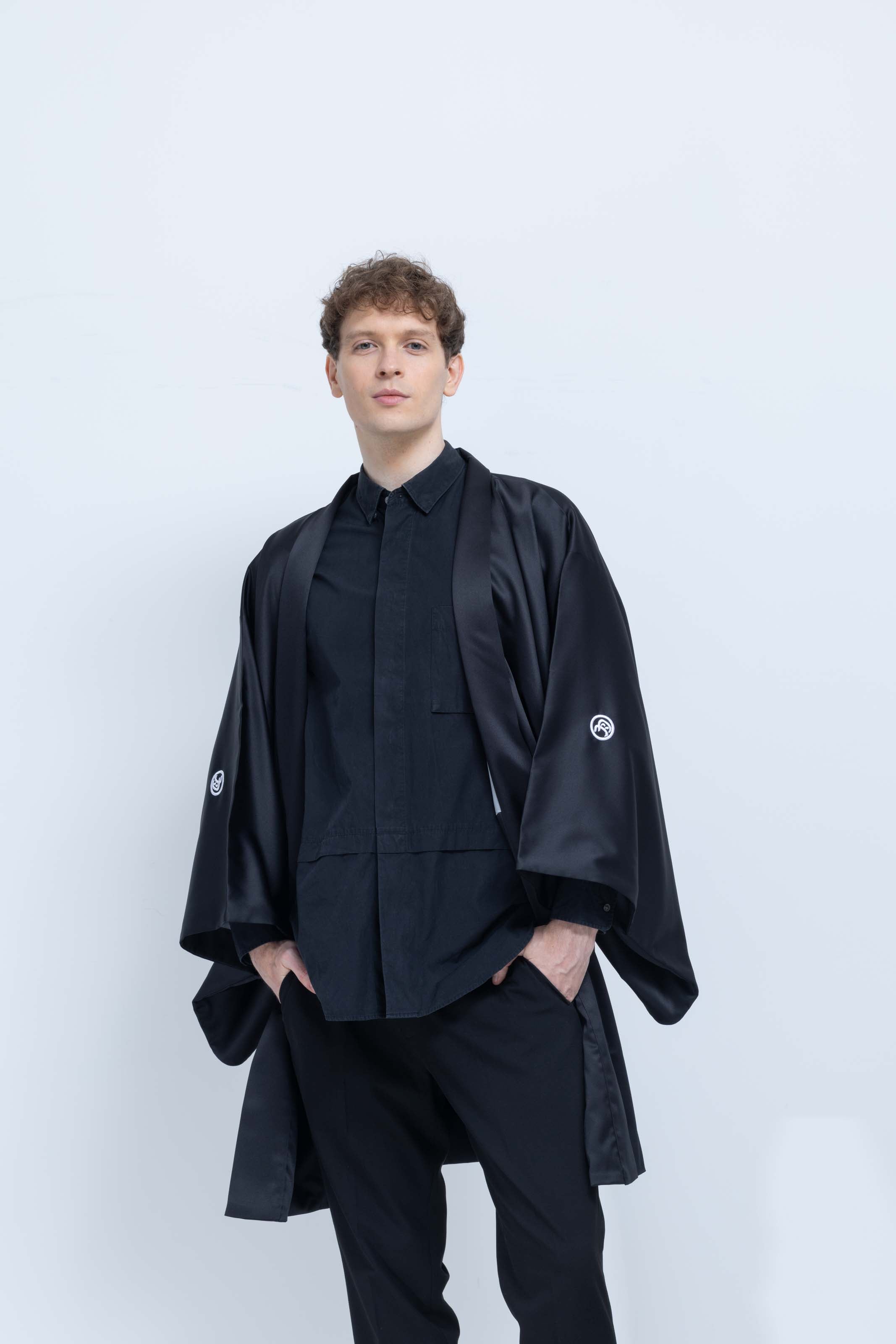 KUROMONTSUKI HAORI - Tsuru, Tsuki