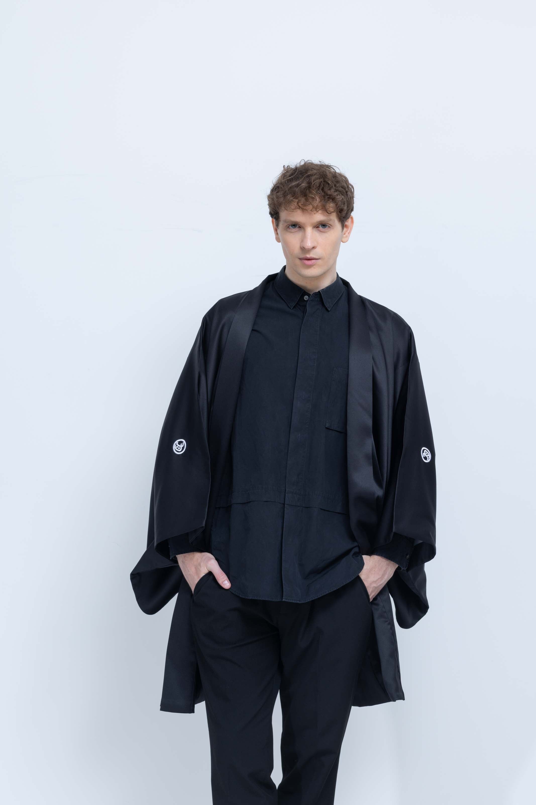 KUROMONTSUKI HAORI - Tsuru, Tsuki