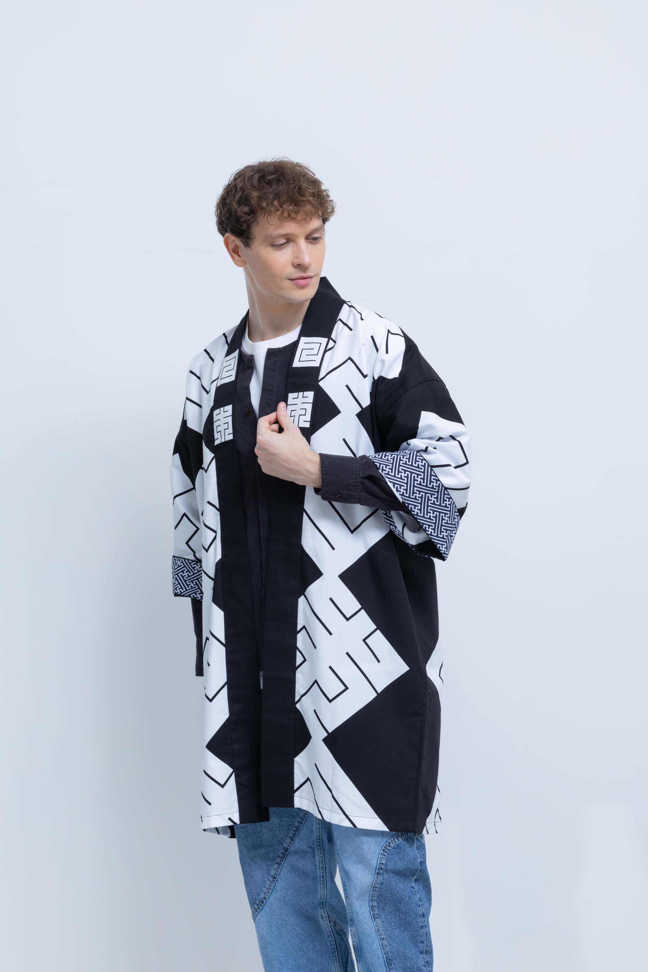 MILE -JAPAN- SHIRUSHI-ZOME HANTEN JACKET / KURO / 参 -日本- 印染半纏