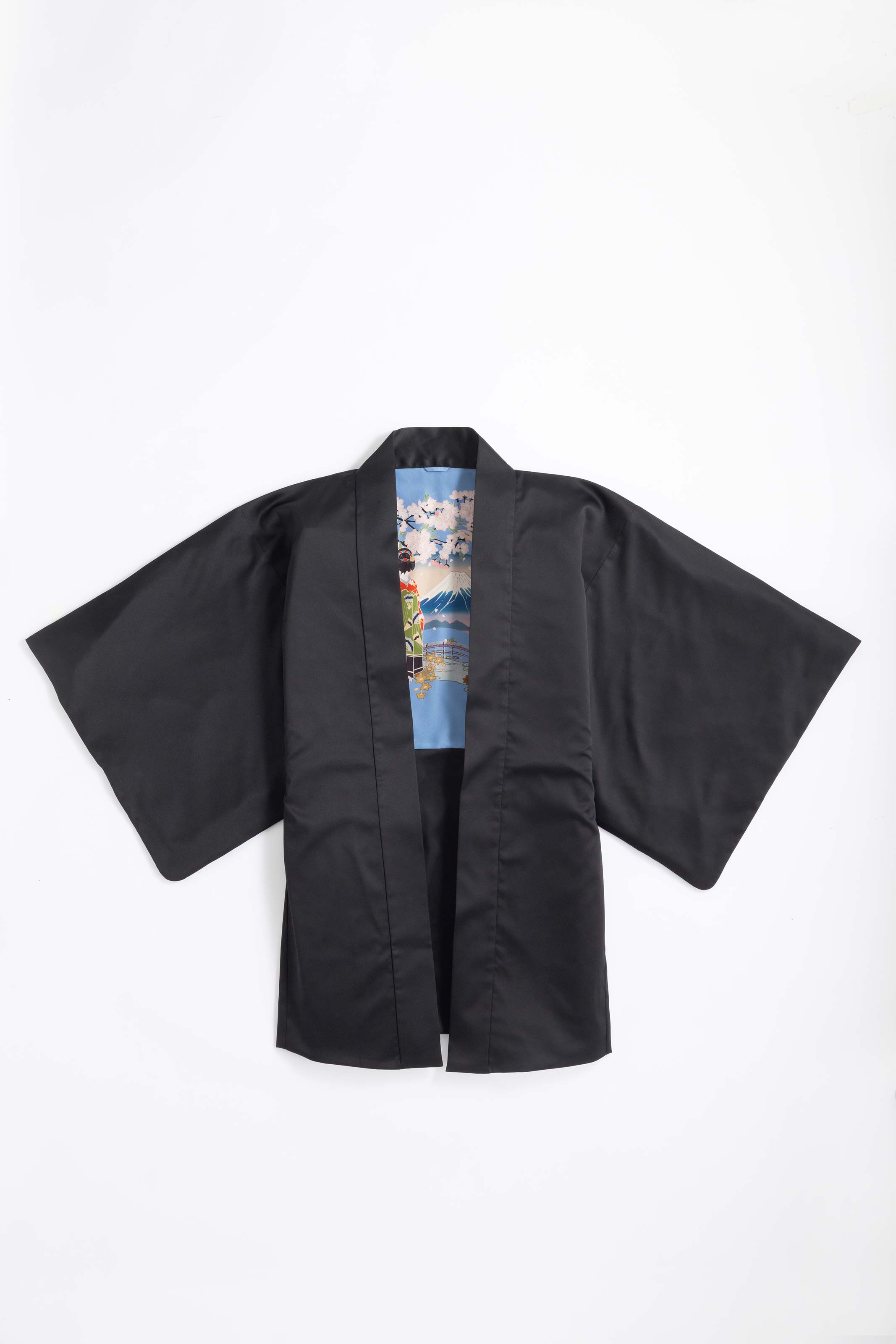 KUROMONTSUKI HAORI - Maiko, Fuji