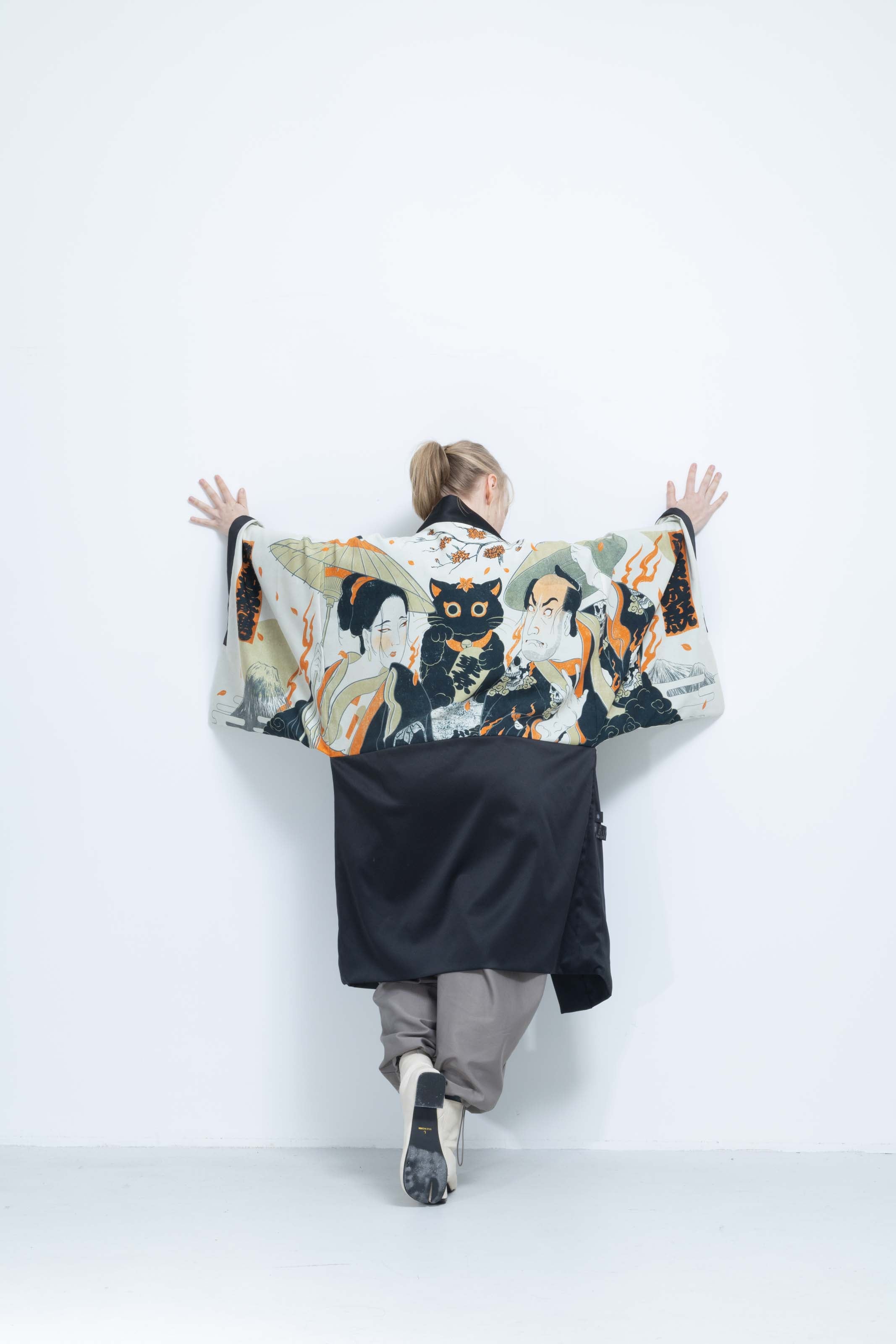 KUROMONTSUKI HAORI - ICHIRAKU STUDIO, Tokyo